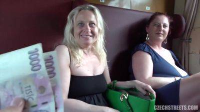 New This Beautiful Lady Does Quickie For Money On Train While Her Boyfriend Is In Toilet Watch Full Video In 1080p Streamvid.net - hclips.com - Czech